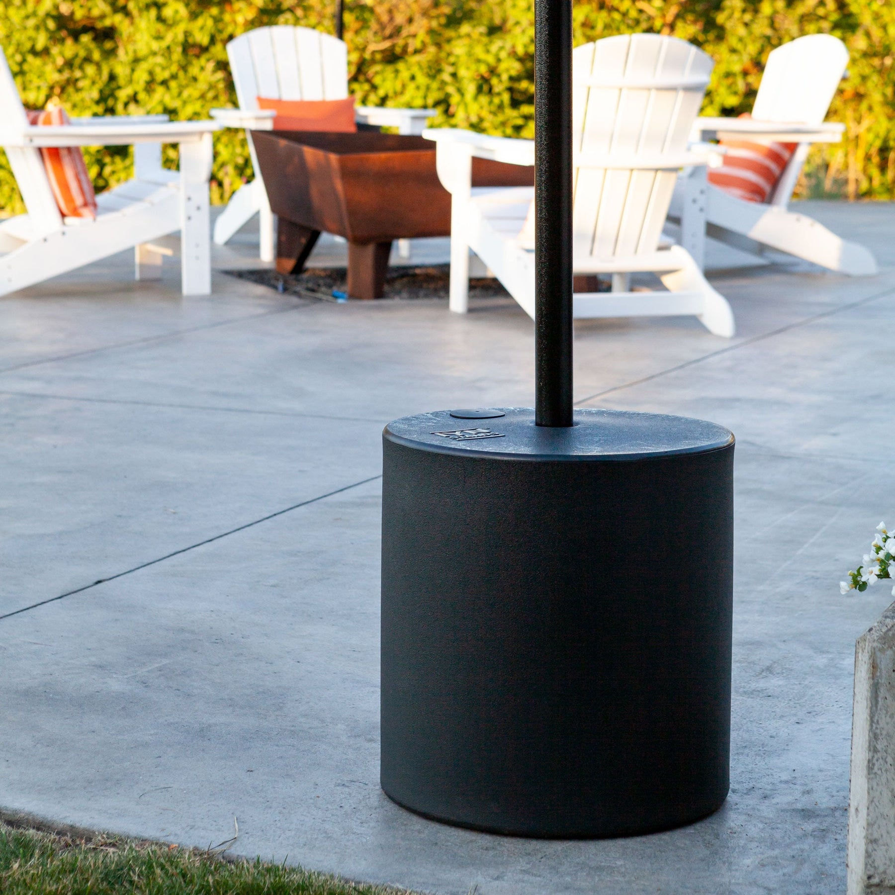 String Lay Tank String Light Pole Stand with Tank Base - Freestanding / Portable Strin ...