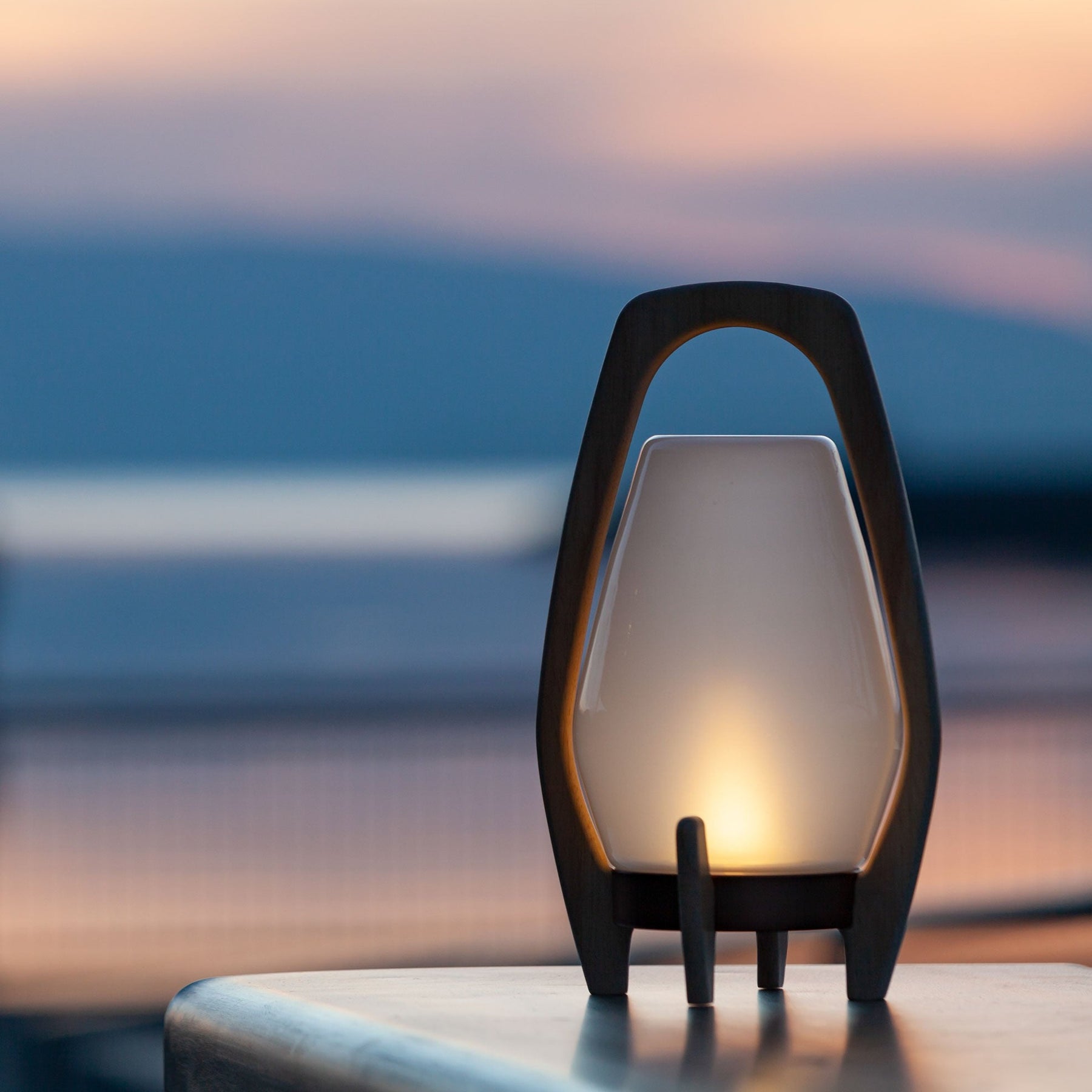 Drifter Lantern - Rechargeable Glass LED Lanterns – Allsop Home & Garden